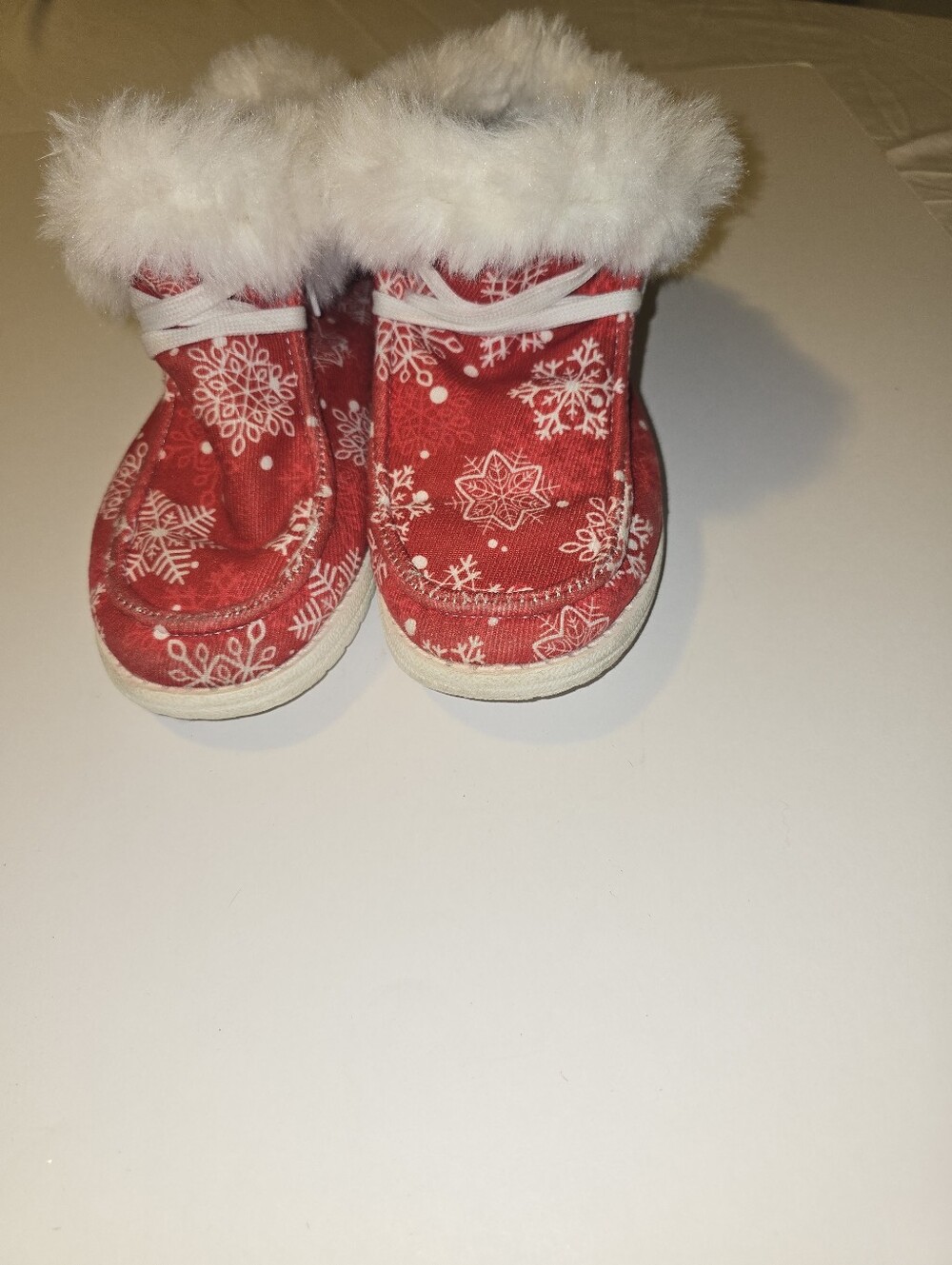 "Red Snowflake Print Faux Fur Trim Moccasin Slippers, Size EU 36, Christmas Wint